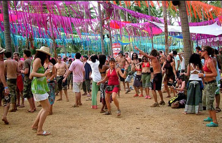 Weekly Magazine In India